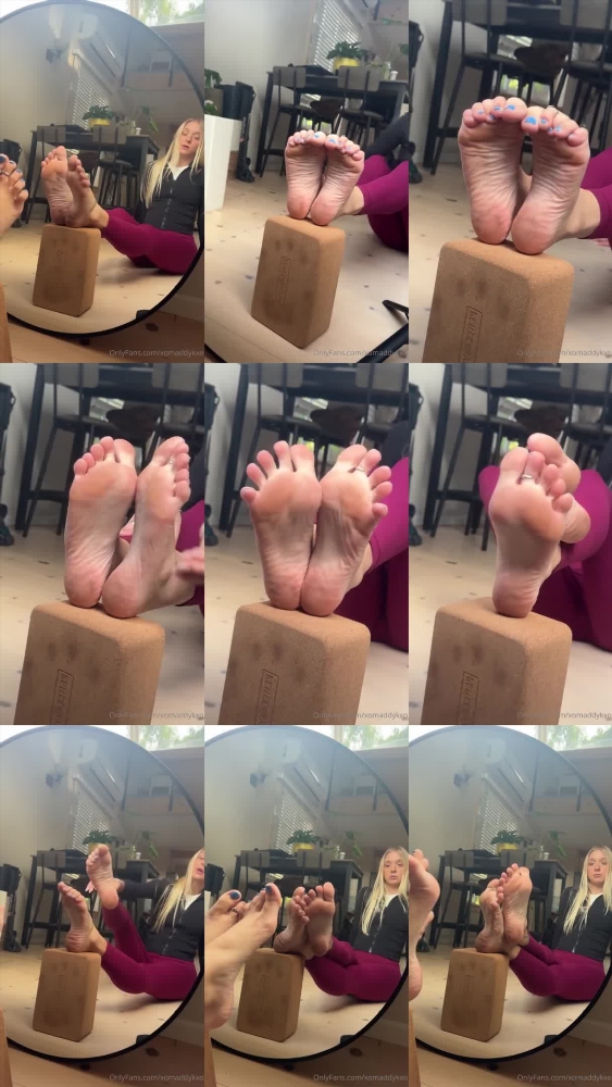 Goddess Kaylee's Foot Tease