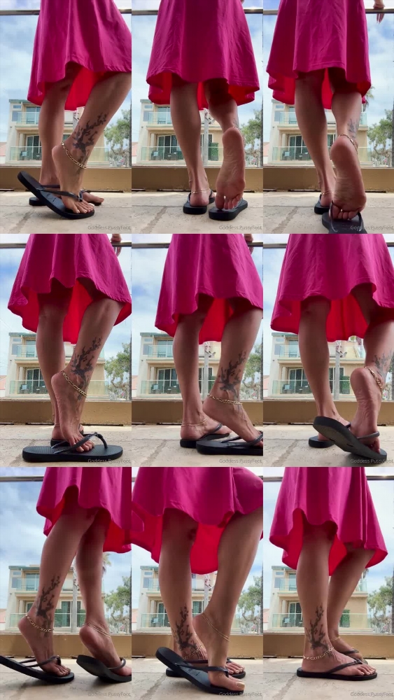 Goddess PussyFoot: Beachside Beauty