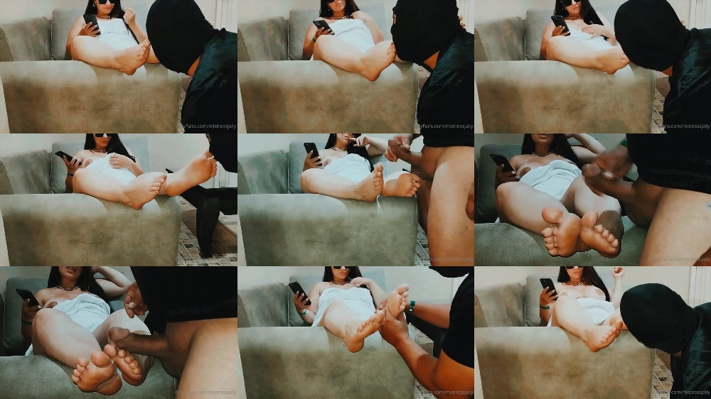 JailyWife's OnlyFans Video - I Love It When He Knows What to Do and What Relaxes Me