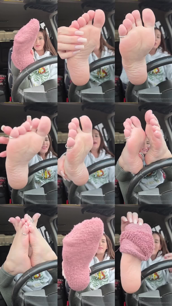 Babylumpstoes420's NSFW OnlyFans Valentine's Day Video - New Colors