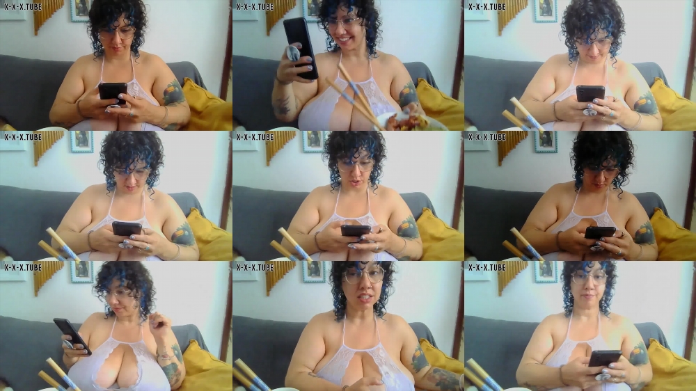 Isaluvbbw's Big Curves and Anal Play Show on Am Show Titsassbelly