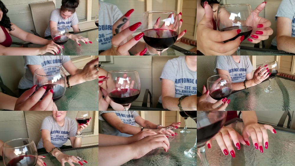 LaLaLaura and KNicole in a Double Red Tapping Video