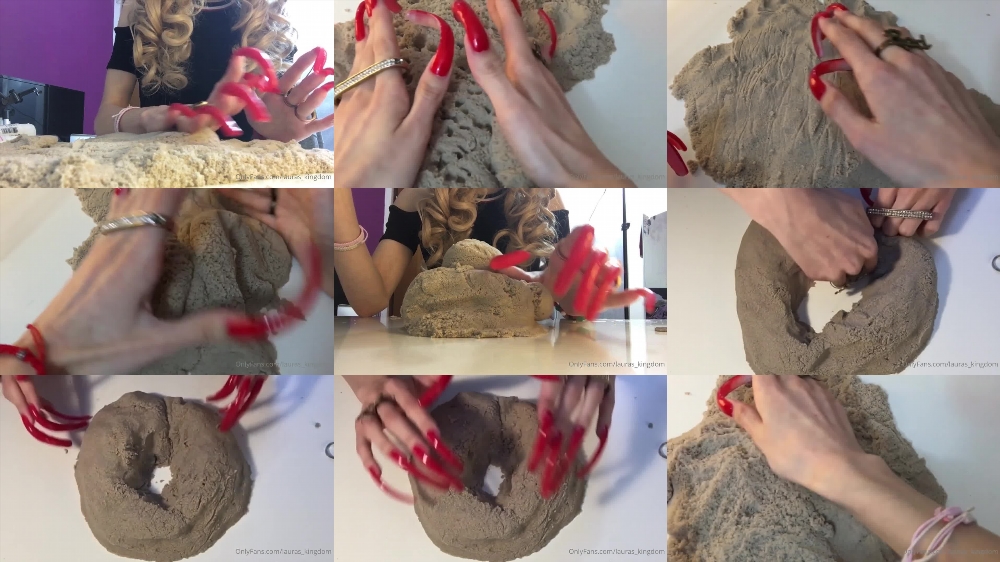 Watch LaLaLaura's OnlyFans Video