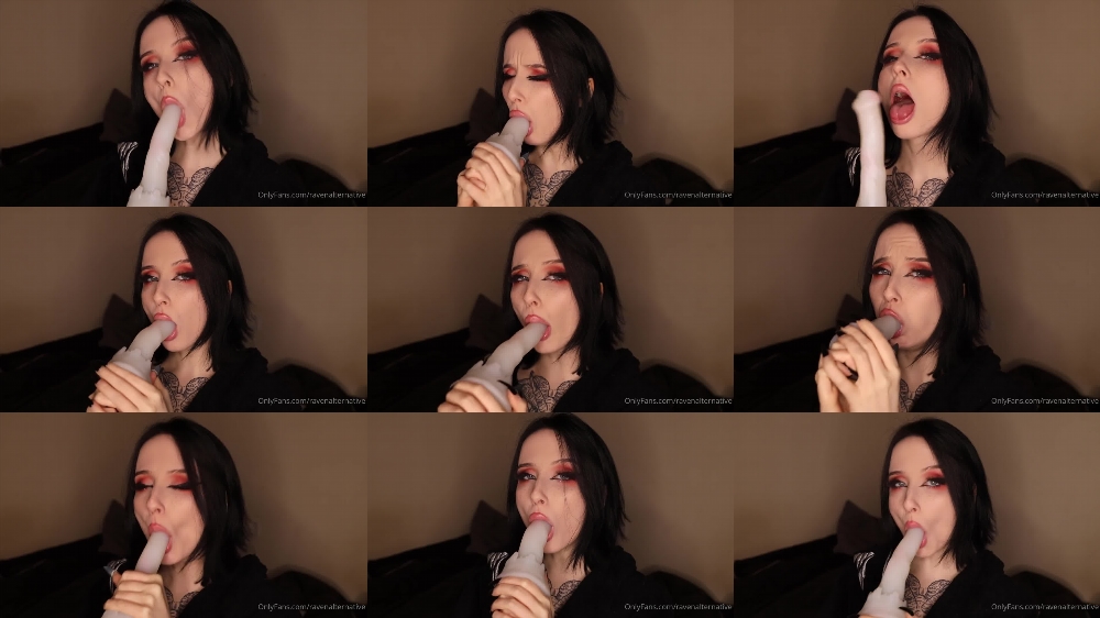 Raven Alternative: The Importance of Keeping Your Mouth Trained Even in the Festive Season