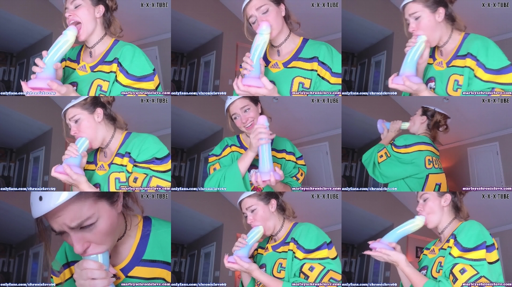 Chroniclove69's First Time Playing with Big Toy