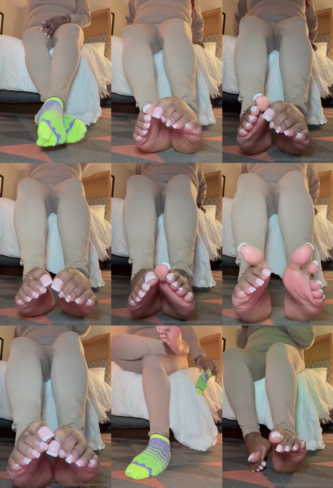 CocoaToes OnlyFans Video: Dry and Linty Soles