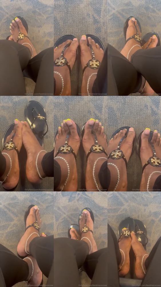 CocoaToes OnlyFans Video - Eating Snacks and Waiting for her Delayed Flight
