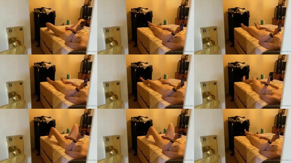 Raven Alternative: A Peeping Tom Moment on OnlyFans