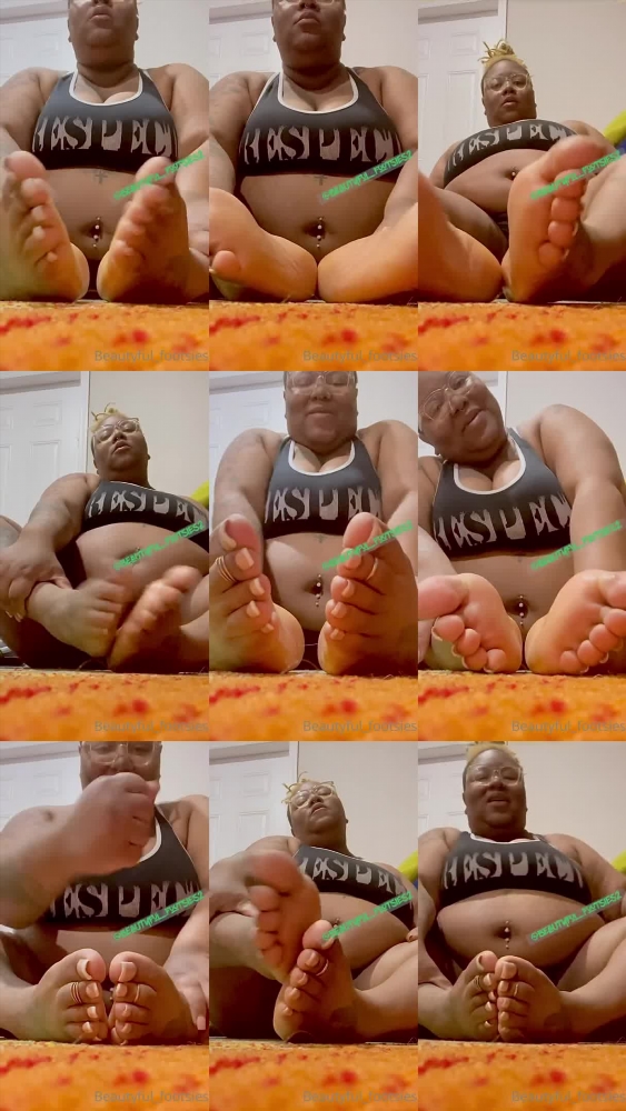 Beautyful_footsies: A Sensual Spit-filled Experience