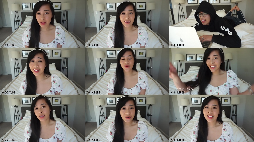 Watch Kaedia Lang's Undressing Video