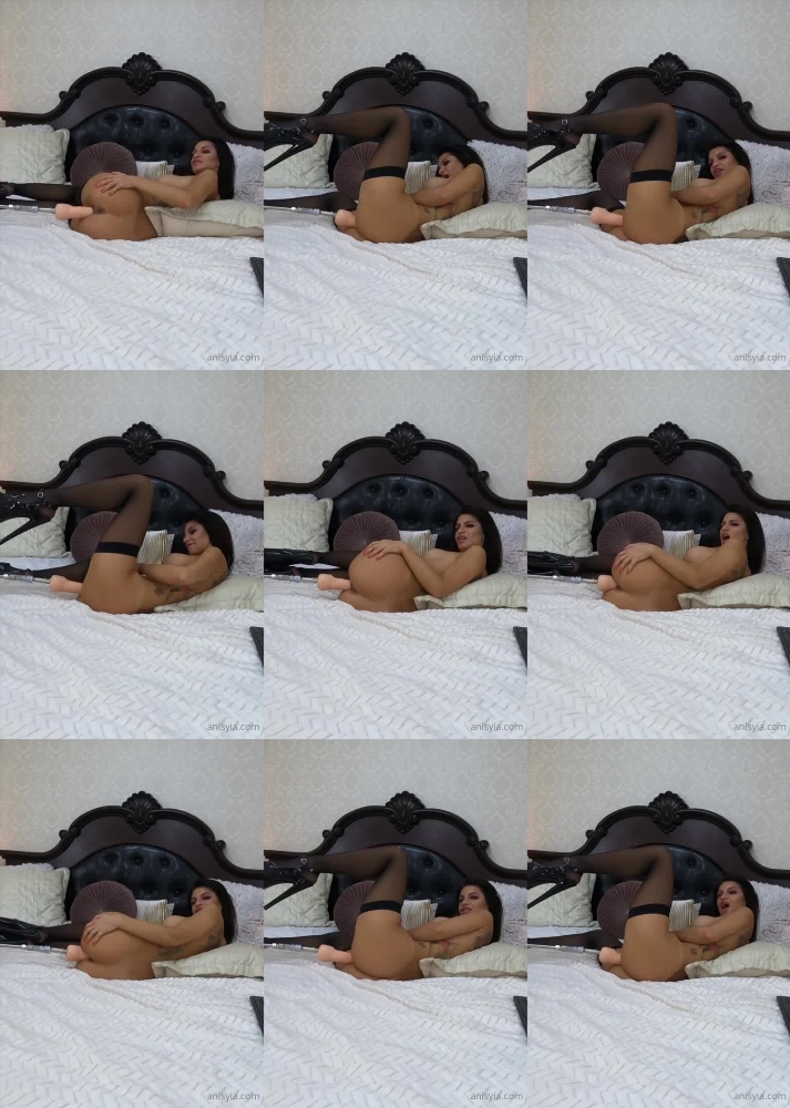 Anisyia's OnlyFans: Sensual Slow Fucking Machine