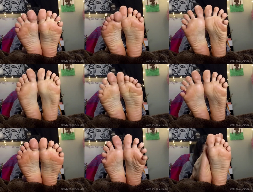 Koi Sols's Cozy Wiggling and Scrunching Video on OnlyFans