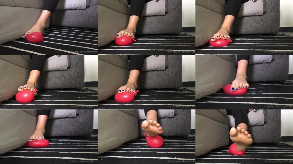 Italian Girlfriend's Solo Delight