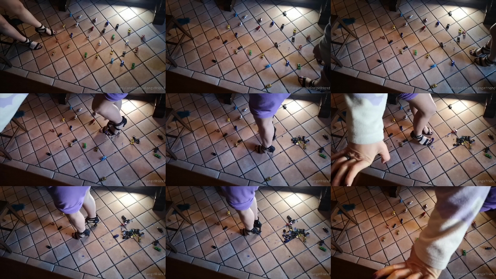 Italian Girlfriend's Sensual Stomp Stomp Video