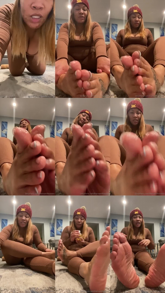 HerVaSoles' Nylon Foot Fetish Video