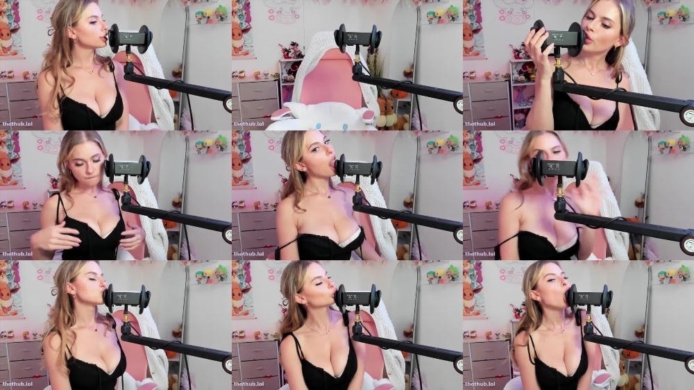 ReneesRealm: Play With Me