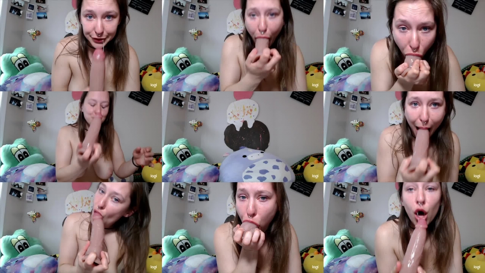 Fiona Peaches in a Horny Beach Adventure