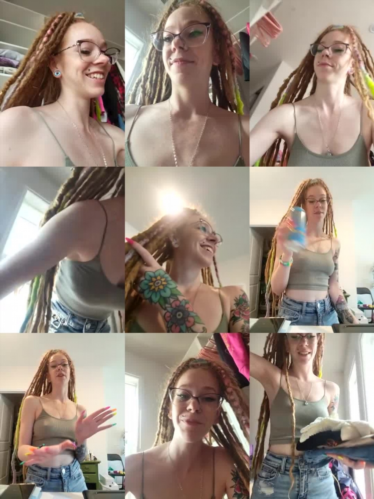 Two Cute Schoolgirls Enjoy a Big Dick