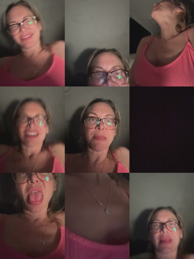 Lucia Rossi: A Bathroom Beauty