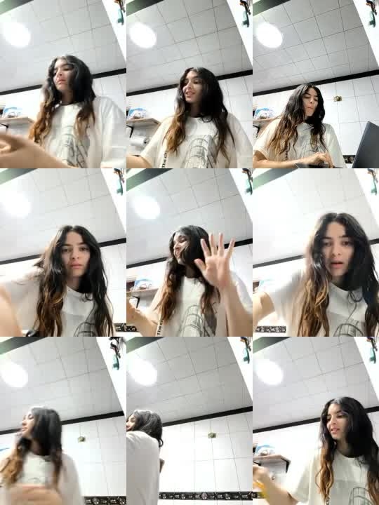 Britneyloh Squirts On A Car After Dildo Play