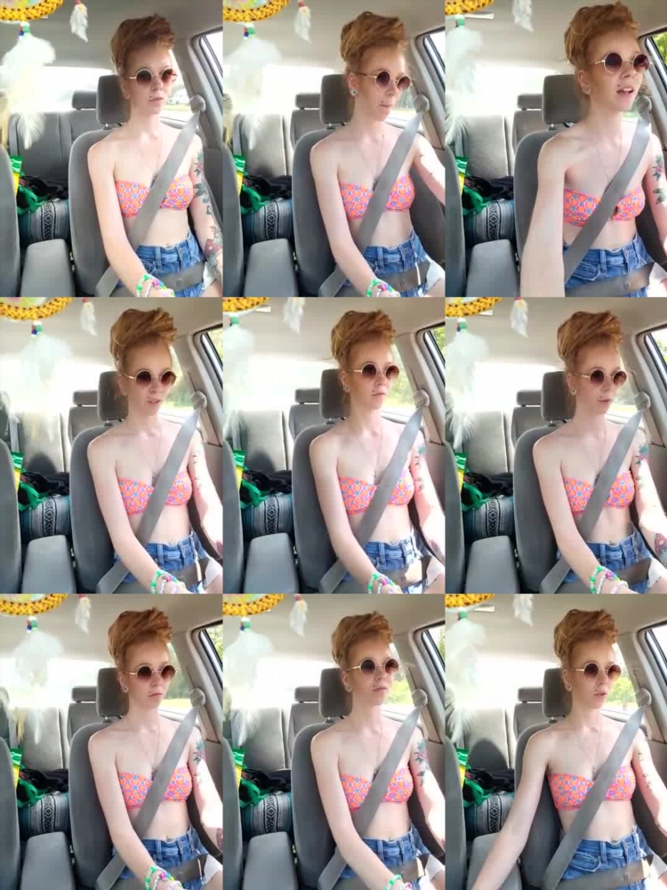 Mia River Teaches Pussy Shaving