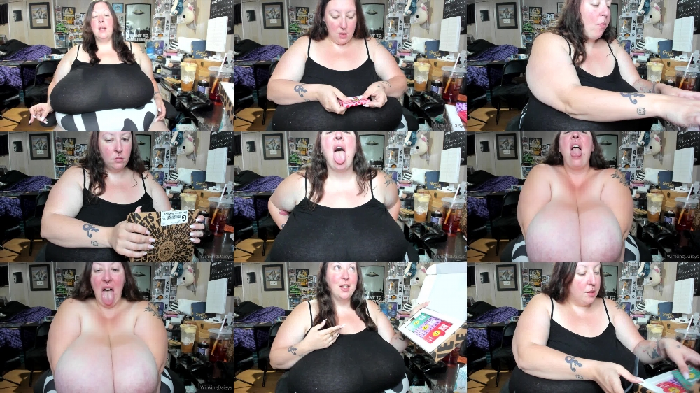 Winkingdaisys: Mature Goddess with Enormous Jugs