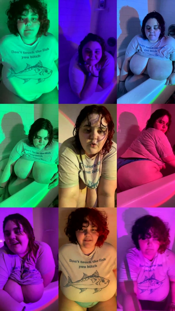 YourSiren1's Bath Time Fun