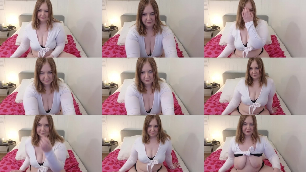 Anna Claire Clouds and Melissa Stratton - Foot Worship and Pleasure