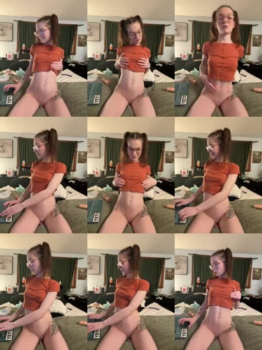 Tennis Player Nails Call Me Slo On The Court