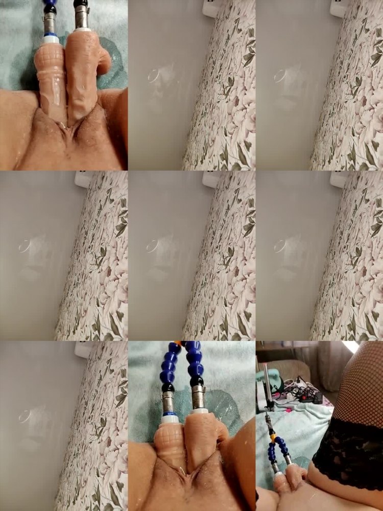 Lesbian best friend eating both my holes