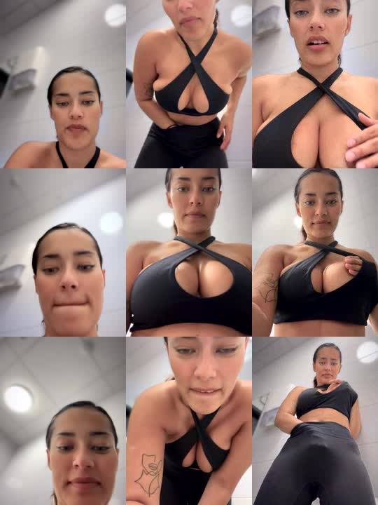 Hannapunzel Gapes Her Pussy WIth A Dildo