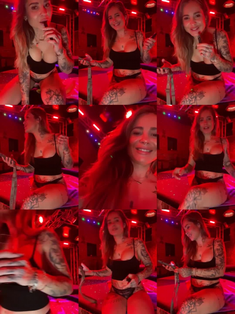 Beca Barbie - More Nut November