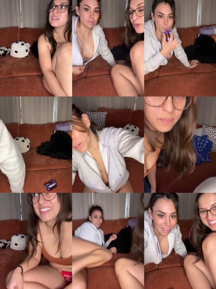 NebraskaCoeds - Mary Moon