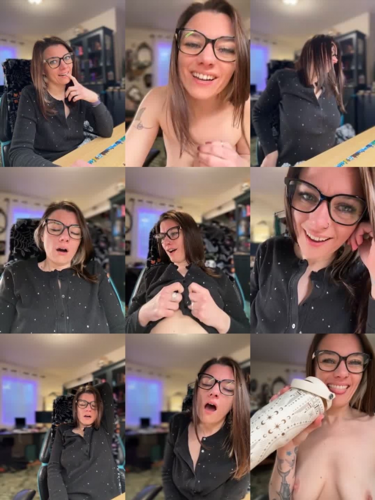 Hannah Palmer Teases in Lingerie - OnlyFans Video