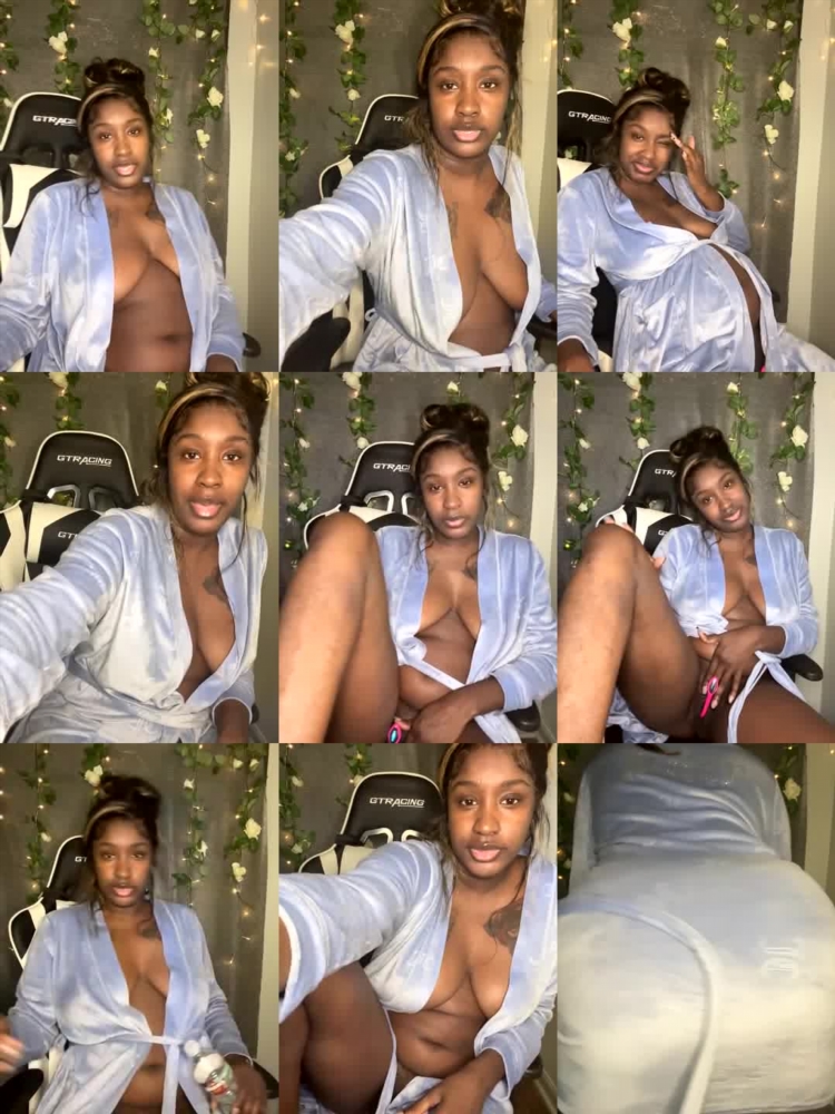 Creammy Glitterati Teases Her Assets In This XXX Video