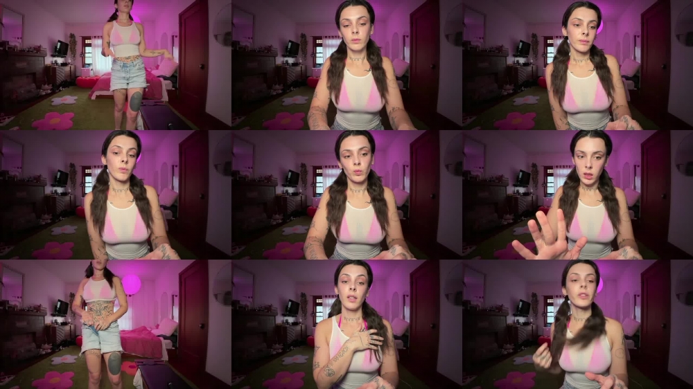 Amouranth Teases Pussy Fingering Action In Video