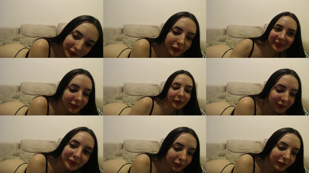 Missdxxx Teases Her Pussy In Solo Fun Video