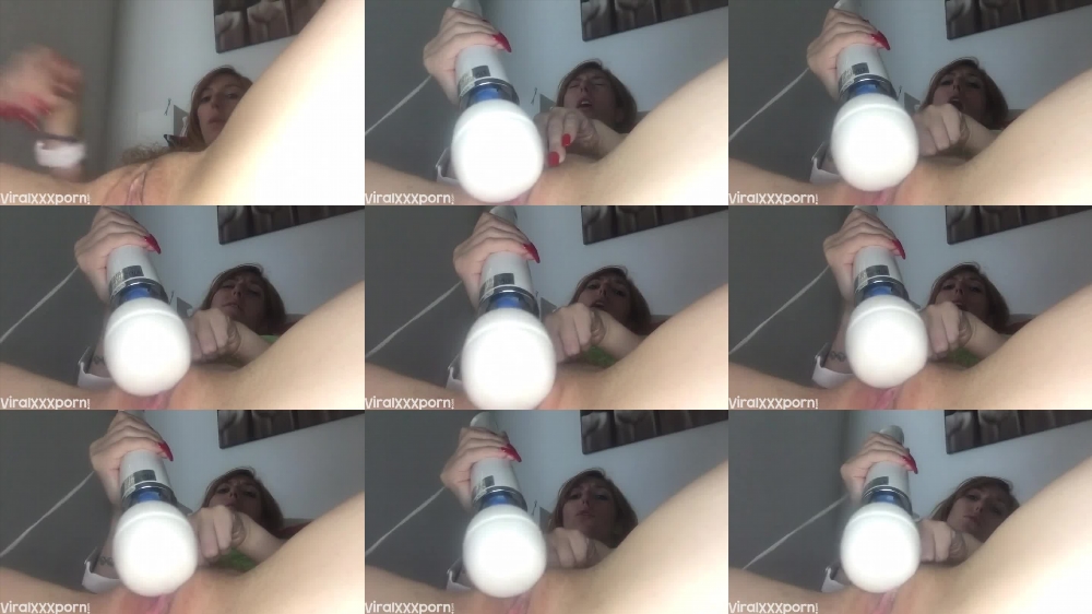 Lauren Phillips Teases Her Huge Boobs in Must-Watch Camgirl Video